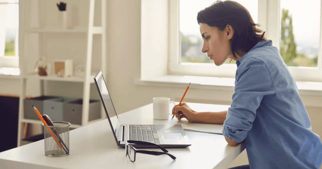 Assisted online learning